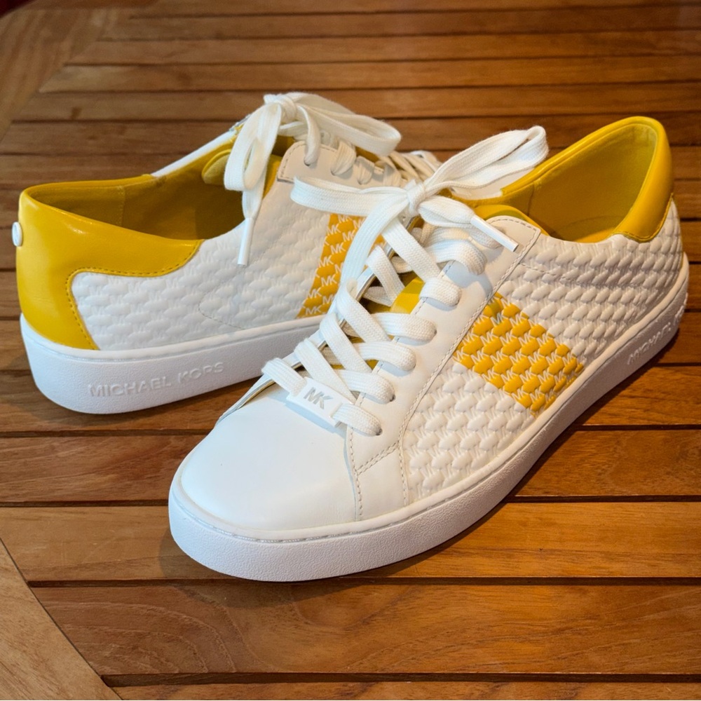 Michael Kors Colby Striped Yellow and White Leather Sneakers Like New size 9.5
